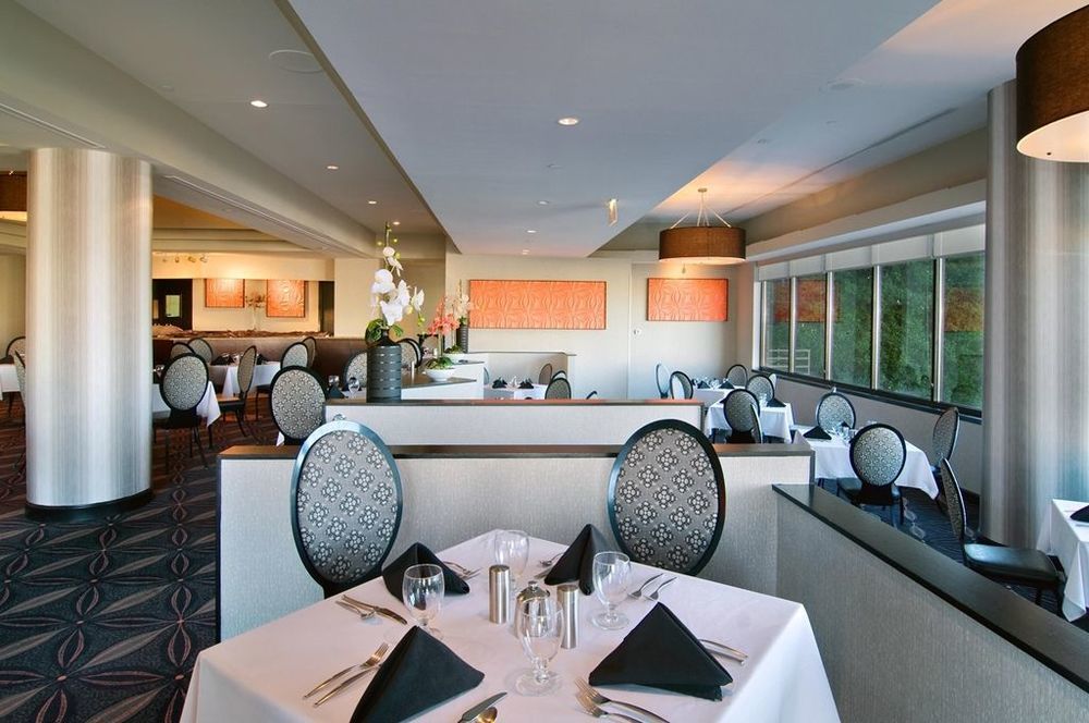 Hilton Charlotte University Place Restaurant photo